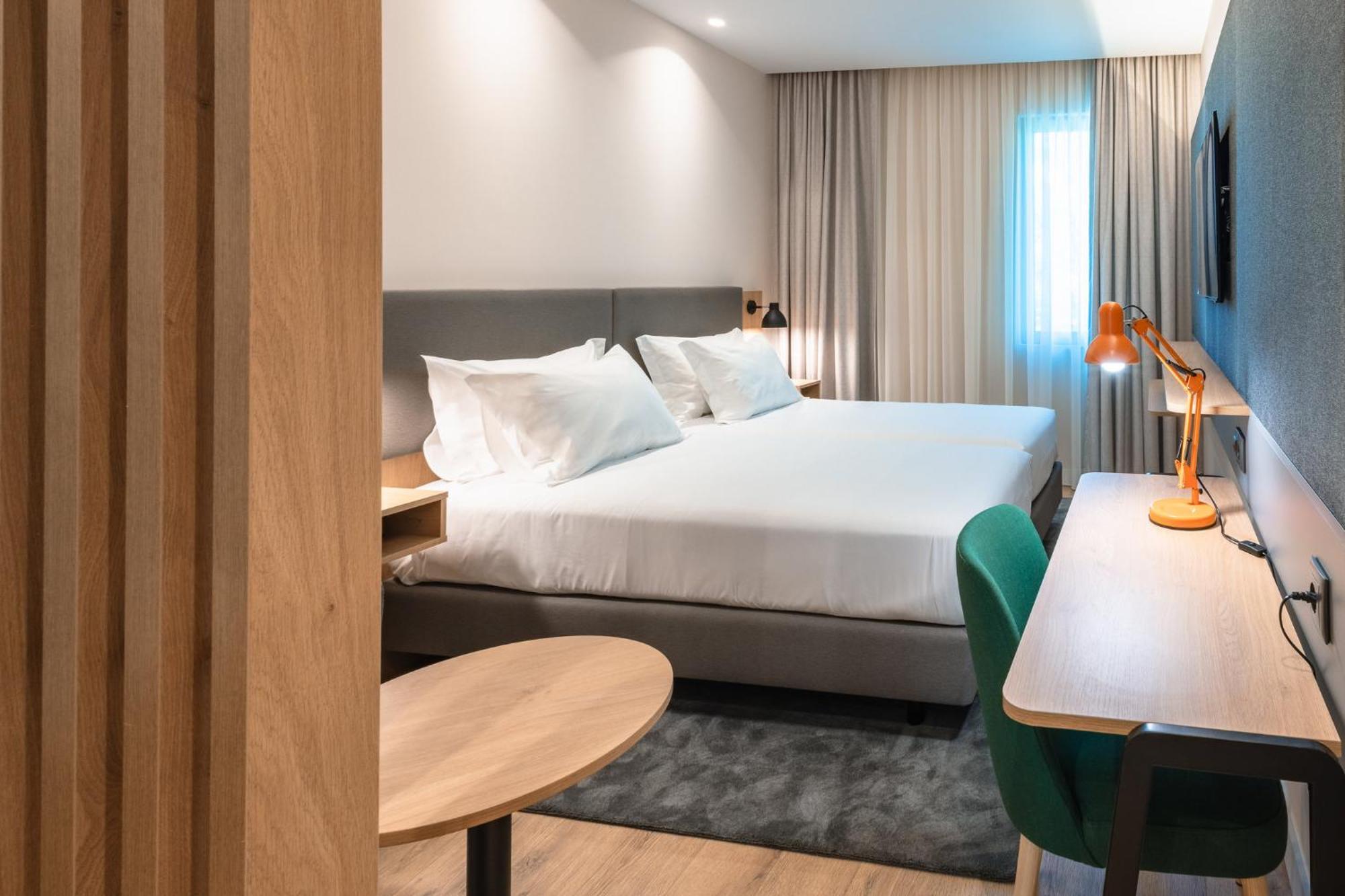 Holiday Inn Braga By Ihg מראה חיצוני תמונה