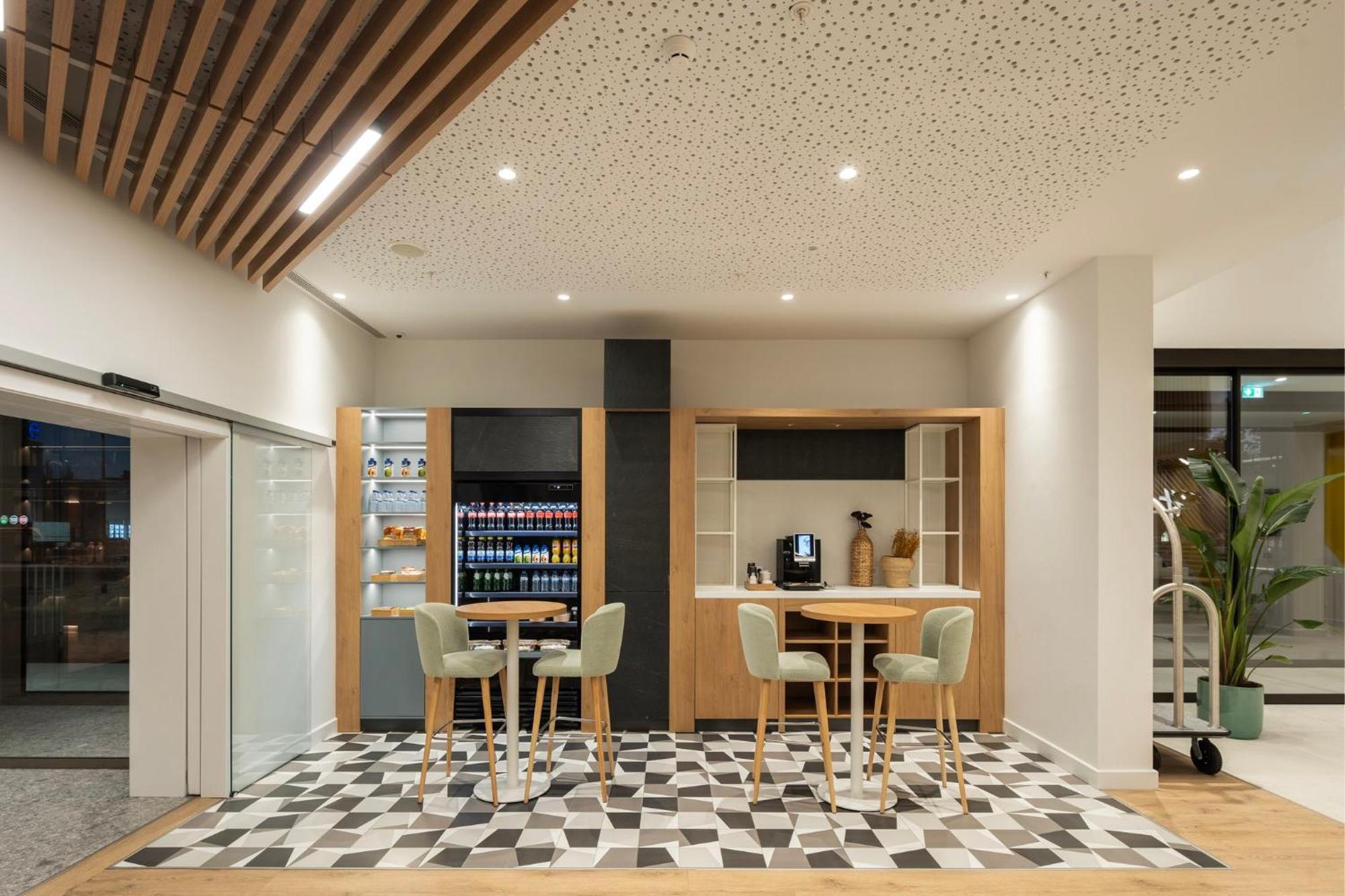Holiday Inn Braga By Ihg מראה חיצוני תמונה